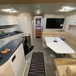 Nuit De Reve Sur Bateau Mamours Ii Δωμάτια σε οικογενειακή κατοικία *