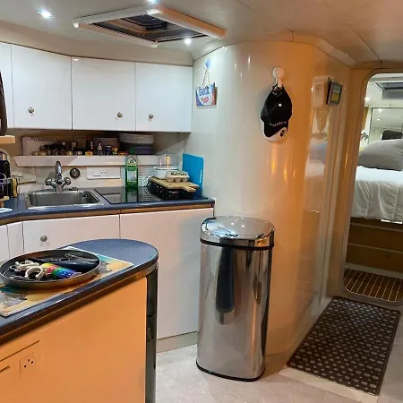 Nuit De Reve Sur Bateau Mamours Ii Сен-Рафаэль