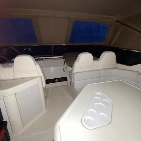 Nuit De Rêve Sur Bateau Mamours Ii Séjour chez l'habitant