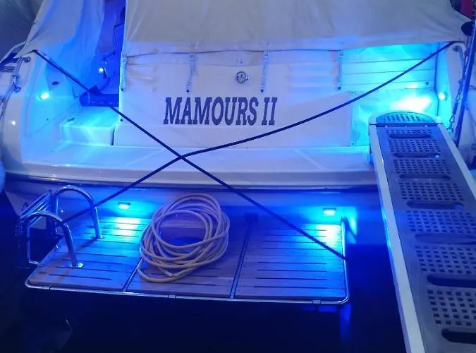 Nuit De Reve Sur Bateau Mamours Ii * Сен-Рафаэль