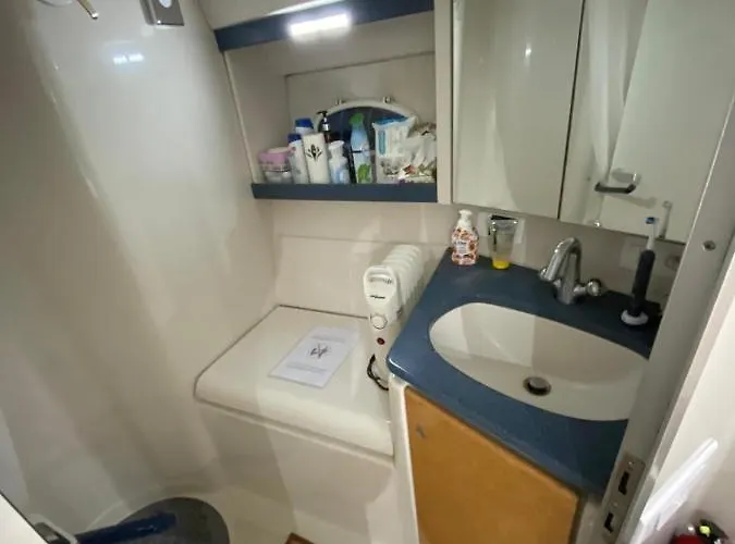 Séjour chez l'habitant Nuit De Rêve Sur Bateau Mamours Ii Saint-Raphaël